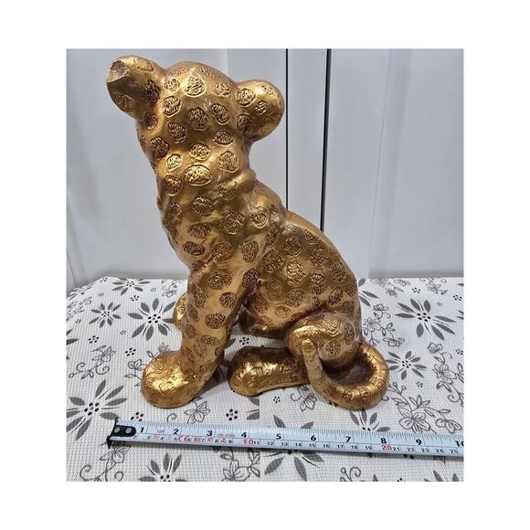 Vintage Gold Spotted Kitten / Cheetah Statue — Mid-Century Chalkware Collectible - Picture 5 of 15